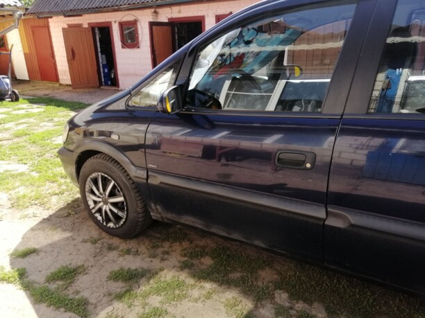 Opel Zafira A, 7 мест, 2000 г.