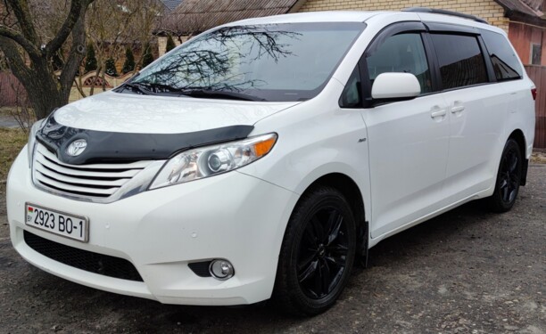 Toyota Sienna III (XL30) · Рестайлинг, 7 мест, 2016 г.