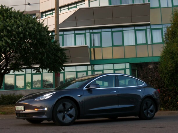 Tesla Model 3, 2019 г.