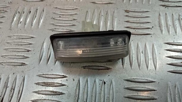 Накладка подсветки номера для Nissan Murano III (Z52) 2014 - ...
