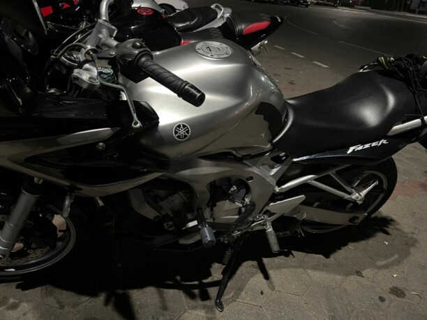 Yamaha FZS FZ6S Fazer, 2004 г.