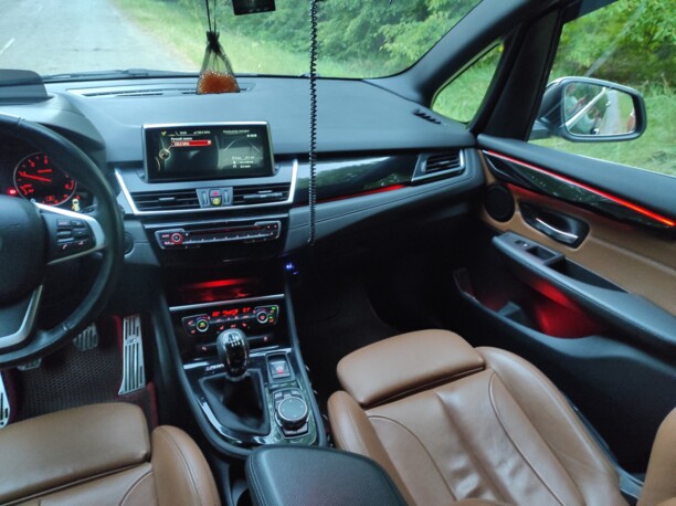 BMW 2 серия Gran Tourer F46, 7 мест, 2016 г.