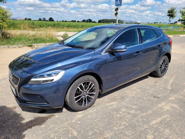 Volvo V40 II · Рестайлинг, 2017 г.