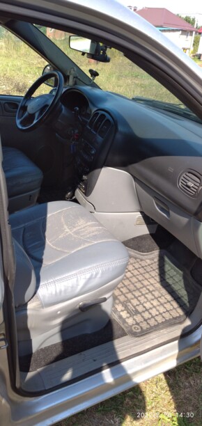 Dodge Grand Caravan IV, 7 мест, 2004 г.