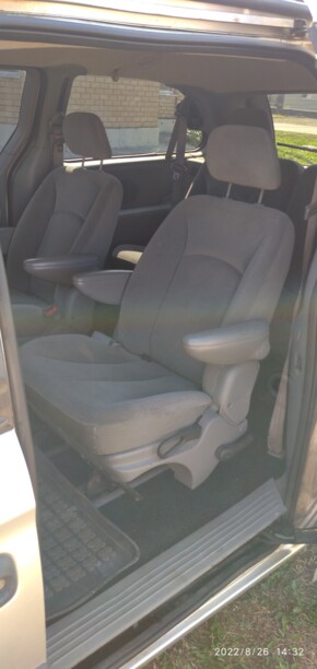 Dodge Grand Caravan IV, 7 мест, 2004 г.