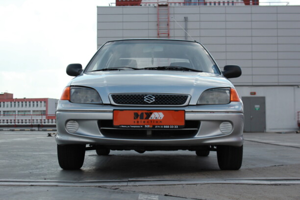 Suzuki Swift II · Рестайлинг, 2003 г.
