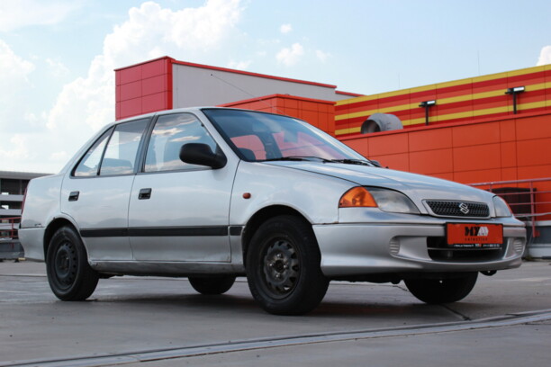Suzuki Swift II · Рестайлинг, 2003 г.