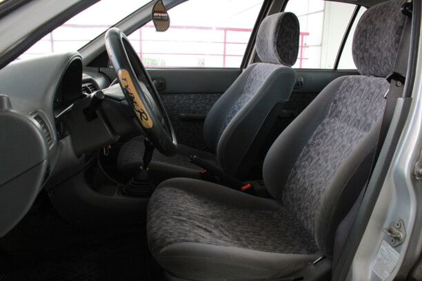 Suzuki Swift II · Рестайлинг, 2003 г.