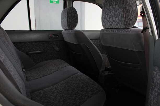Suzuki Swift II · Рестайлинг, 2003 г.