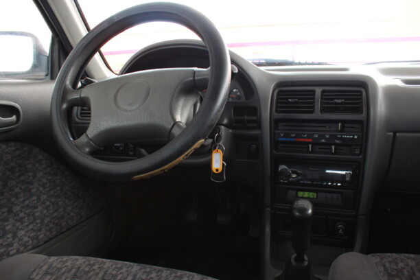 Suzuki Swift II · Рестайлинг, 2003 г.