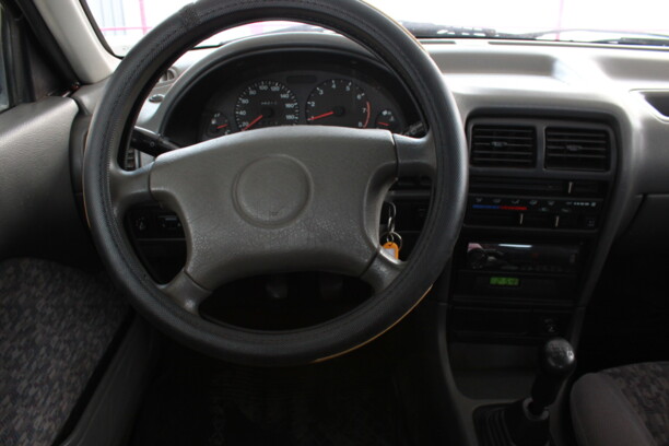 Suzuki Swift II · Рестайлинг, 2003 г.