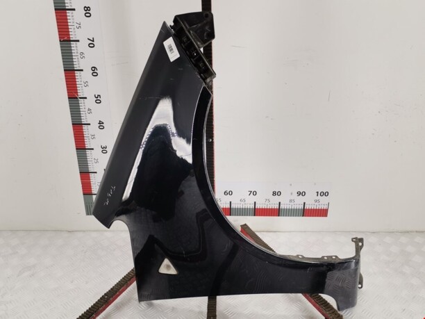 Правое переднее крыло для Mitsubishi Colt VI 2002 - 2008