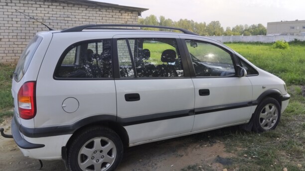Opel Zafira A, 7 мест, 2001 г.