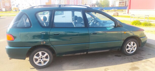 Toyota Picnic I, 1998 г.