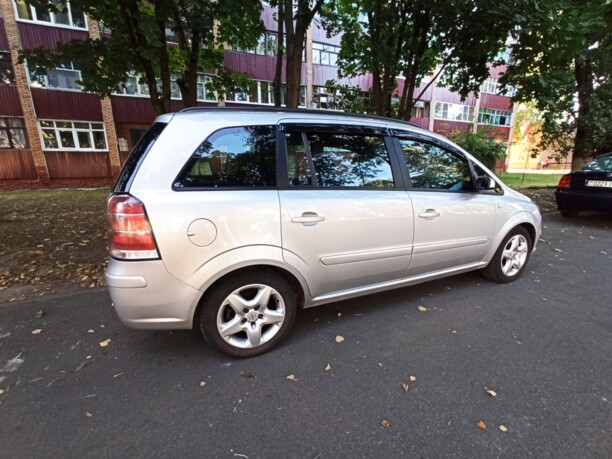 Opel Zafira B, 7 мест, 2007 г.