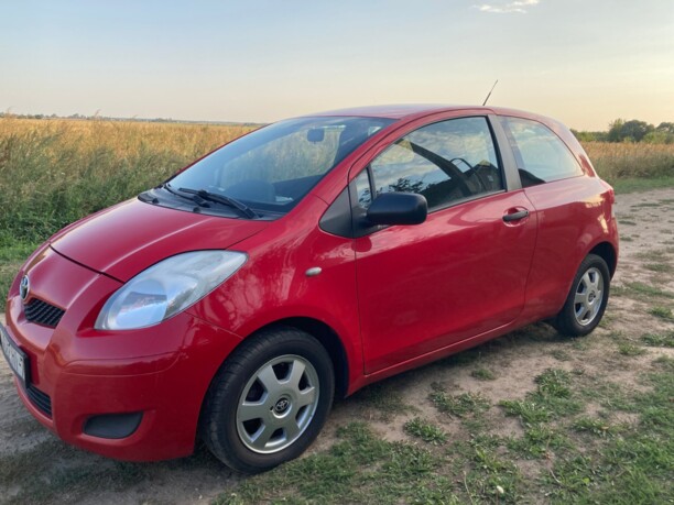 Toyota Yaris II (XP9) · Рестайлинг, 2010 г.