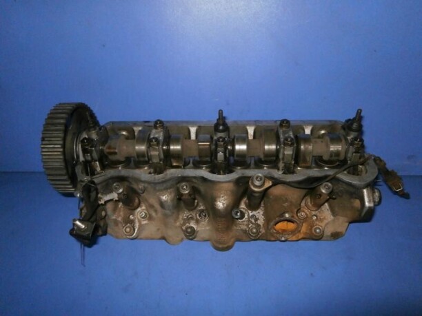 Головка блока цилиндров в сборе для Audi 80 B4 1991 - 1996