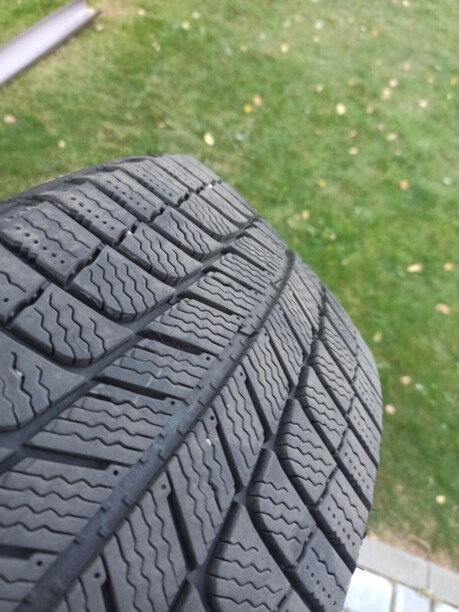 Легковые шины Michelin Michelin 225/55 R17 4 шт.