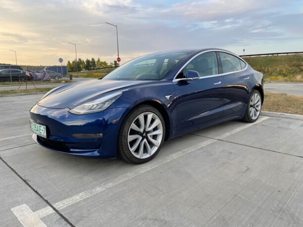 Tesla Model 3, 2019 г.