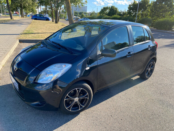 Toyota Yaris II (XP9), 2006 г.