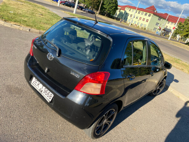 Toyota Yaris II (XP9), 2006 г.
