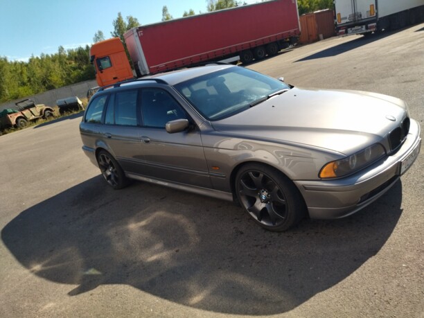 BMW 5 серия E39, 2001 г.