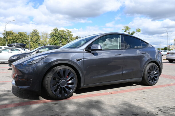 Tesla Model Y, 2020 г.