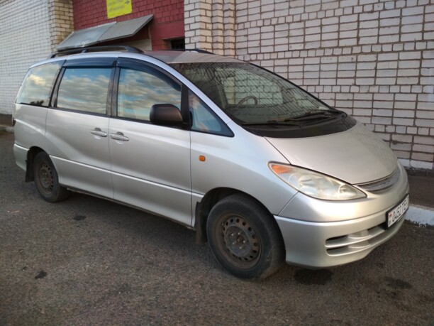 Toyota Previa II (XR30, XR40), 7 мест, 2001 г.