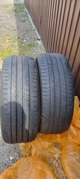 Легковые шины Pirelli P zero 225/40 R19 2 шт.