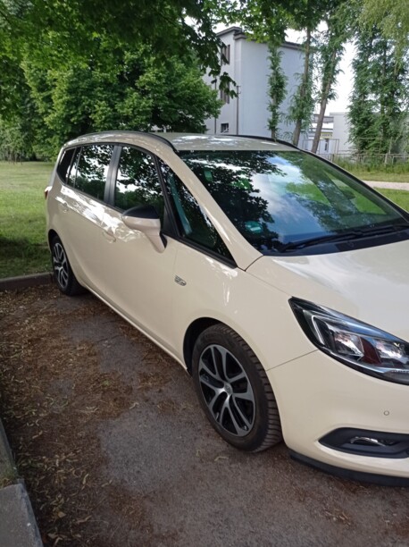 Opel Zafira C · Рестайлинг, 7 мест, 2019 г.