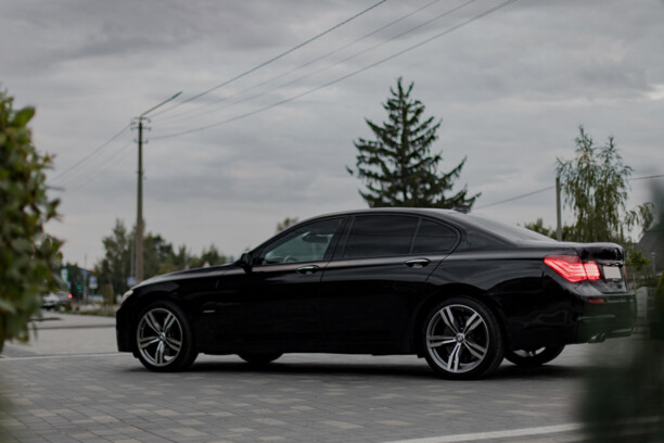 BMW 7 серия F01, F04, 2009 г.