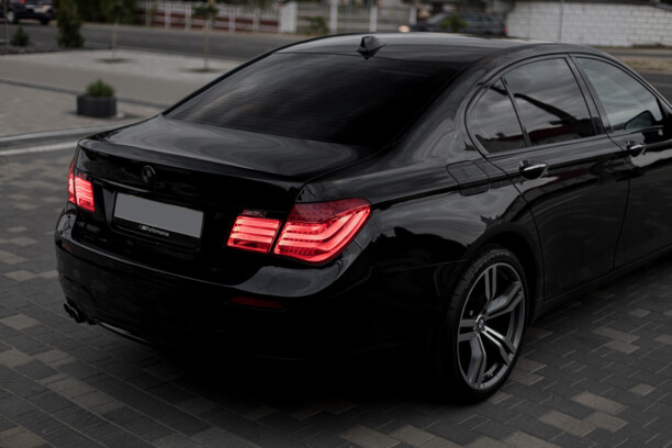 BMW 7 серия F01, F04, 2009 г.
