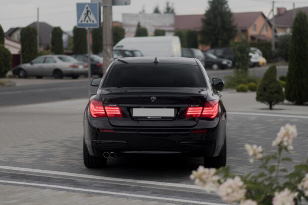 BMW 7 серия F01, F04, 2009 г.