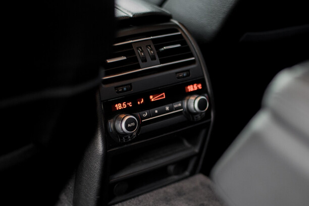 BMW 7 серия F01, F04, 2009 г.