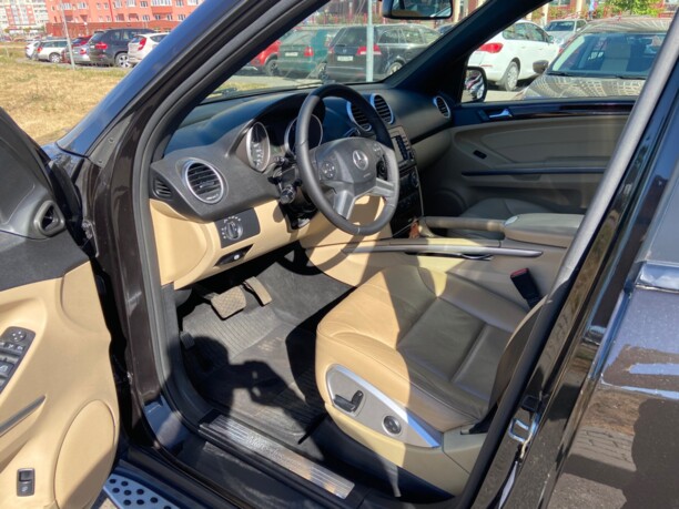 Mercedes-Benz M-Класс W164 · Рестайлинг, 2010 г.