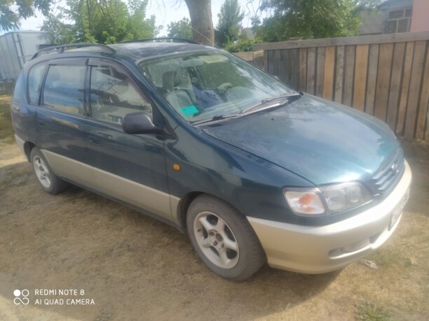 Toyota Picnic I, 7 мест, 1997 г.