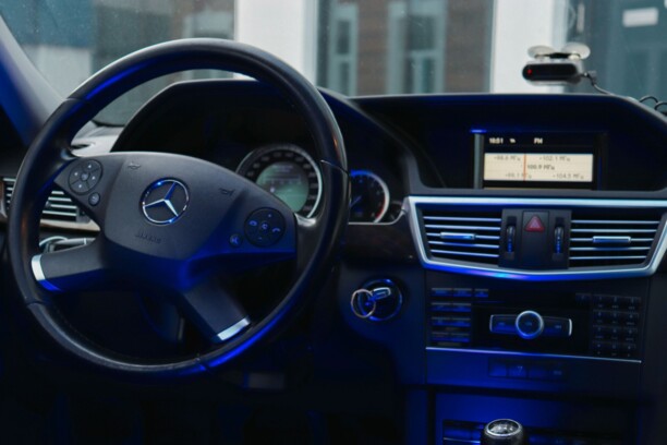 Mercedes-Benz E-Класс W212, S212, C207, A207, 2010 г.