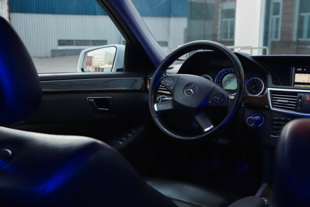 Mercedes-Benz E-Класс W212, S212, C207, A207, 2010 г.
