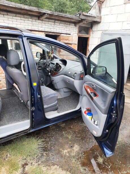 Toyota Previa II (XR30, XR40), 7 мест, 2001 г.