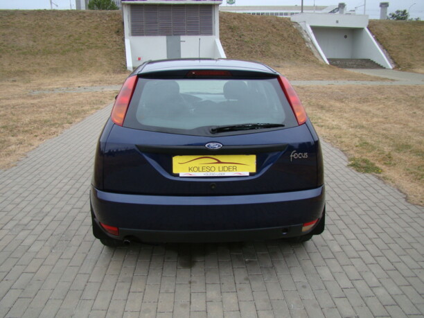 Ford Focus I · Рестайлинг, 2001 г.