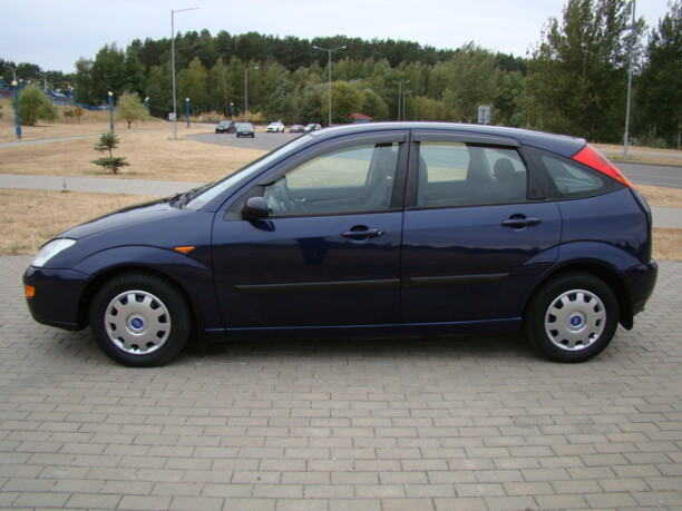 Ford Focus I · Рестайлинг, 2001 г.