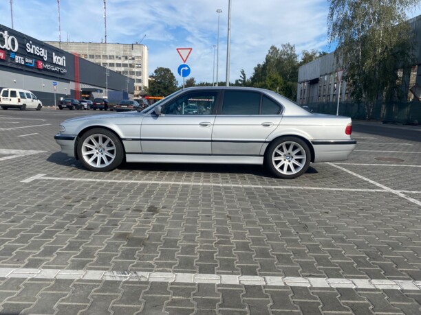 BMW 7 серия E38, 2001 г.