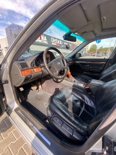 BMW 7 серия E38, 2001 г.