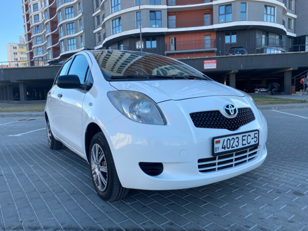 Toyota Yaris II (XP9), 2008 г.