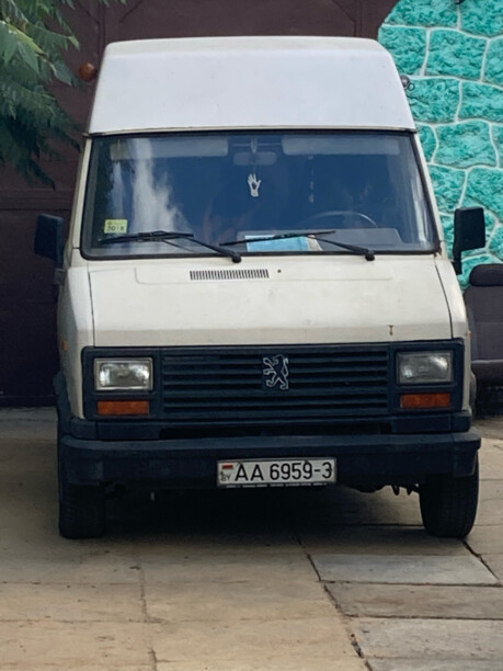 Peugeot J5, 1990 г.