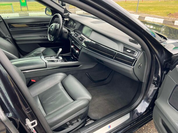 BMW 7 серия F01, F04, 2012 г.