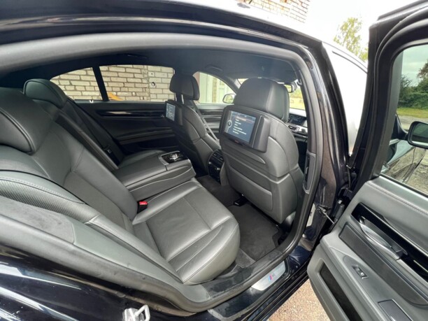 BMW 7 серия F01, F04, 2012 г.