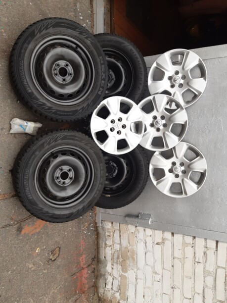 Легковые шины GoodYear 195/65 R15 4 шт.
