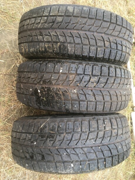 Легковые шины Bridgestone Blizzak LM-60. RFT 235/55 R18 3 шт.
