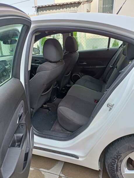 Chevrolet Cruze J300, 2011 г.
